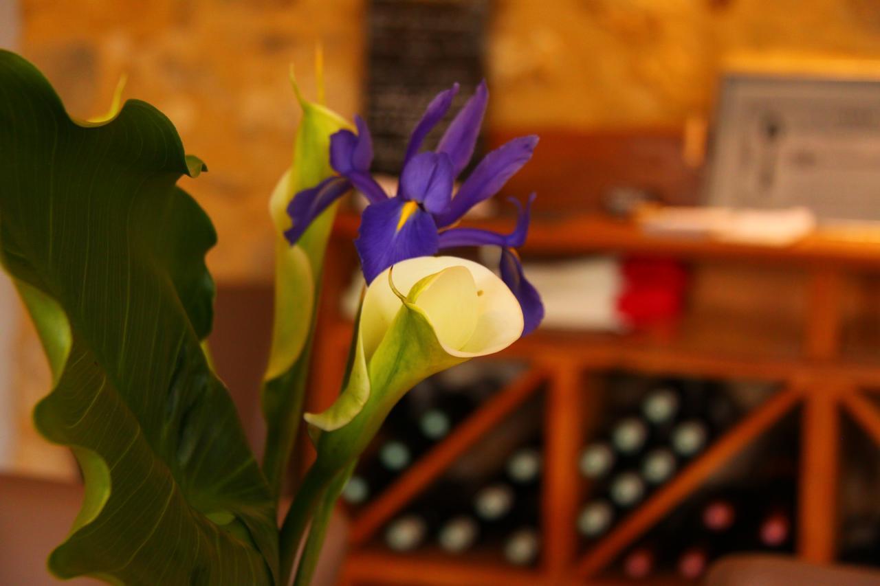 Hotel Restaurant La Traverse Cénac-et-Saint-Julien Eksteriør bilde